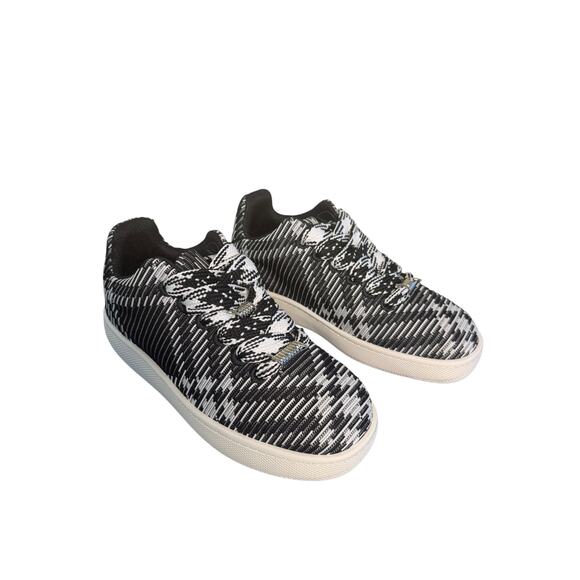 Burberry NIB Box Knit Sneakers in Black and White Check Size 42 - Picture 11 of 14